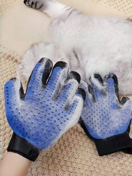 Gentle Pet Grooming Glove